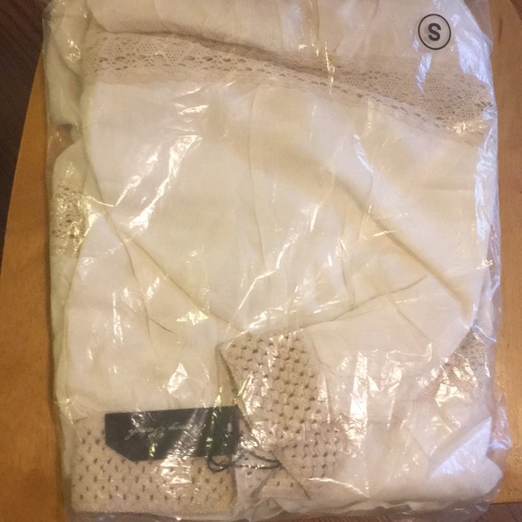 - #397 Crochet Trimmed Maxi - Picture 14 of 14